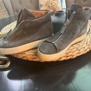 frye gray suede sneaker, high top zipper top size 8.5